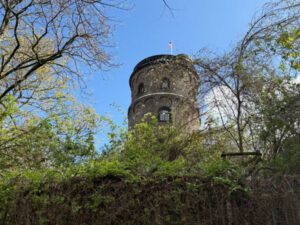 Bottmühle auf der ehemaligen Stadtmauer im Severinsviertel