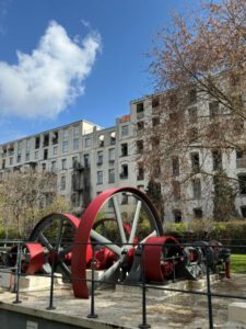 Überreste der ehemaligen Maschinenhalle im Stollwerckviertel